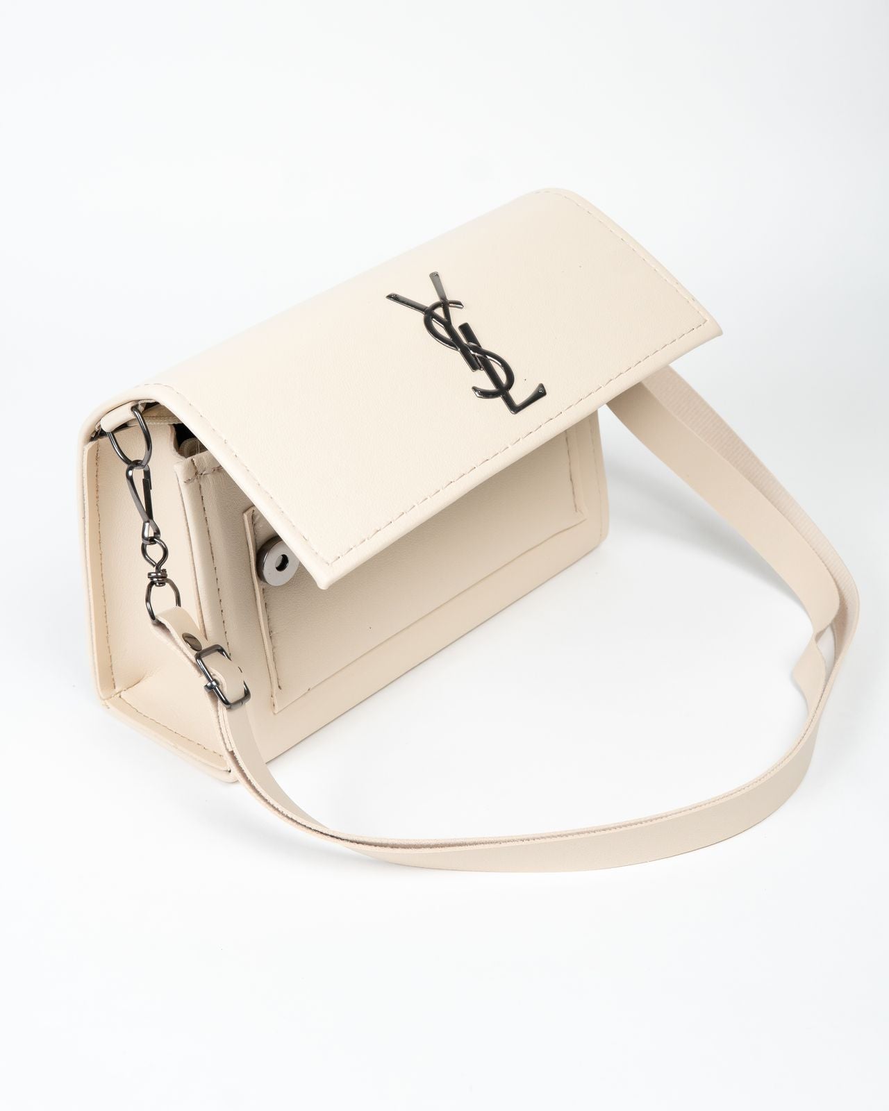 Pre-Owned YSL Saint Laurent Envelope Shoulder Bag — Cream Leather, Gunmetal Hardware